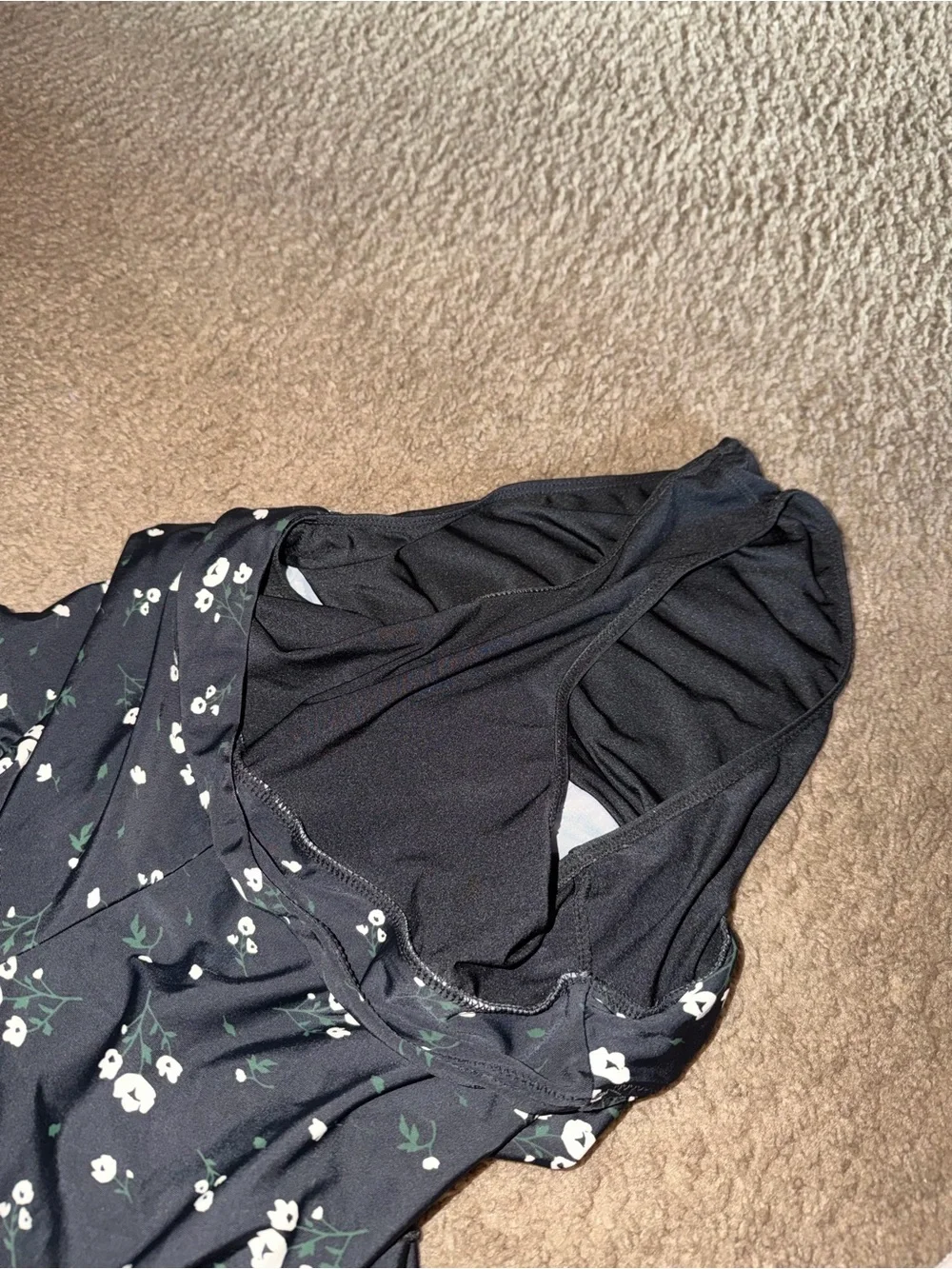 Geode Swim Black Floral Ruffle Hem Women's Swim Shorts - Picture 4 of 5